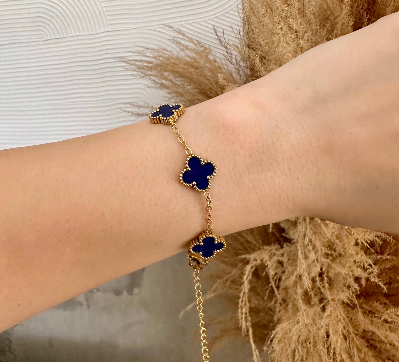 Clover Bracelet (Concord Grape)