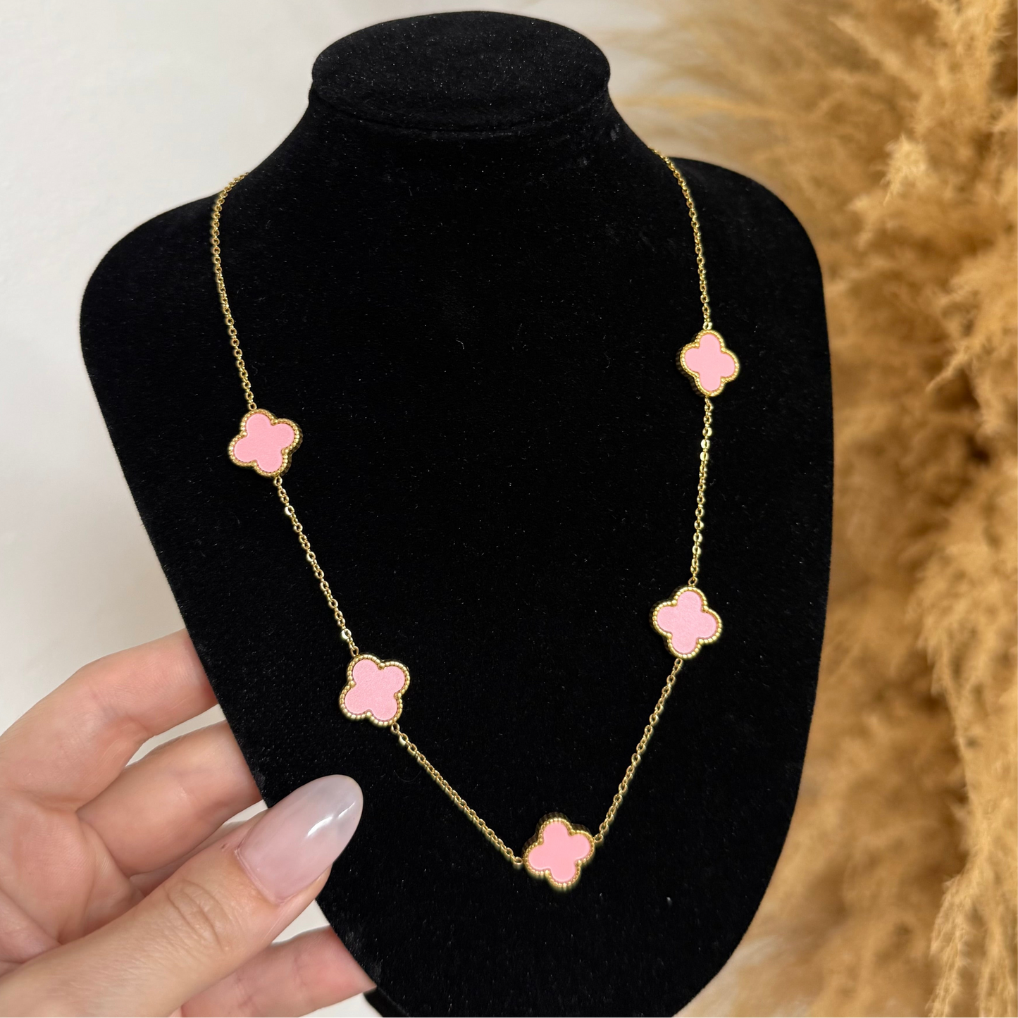 5 Clover Necklace Pink