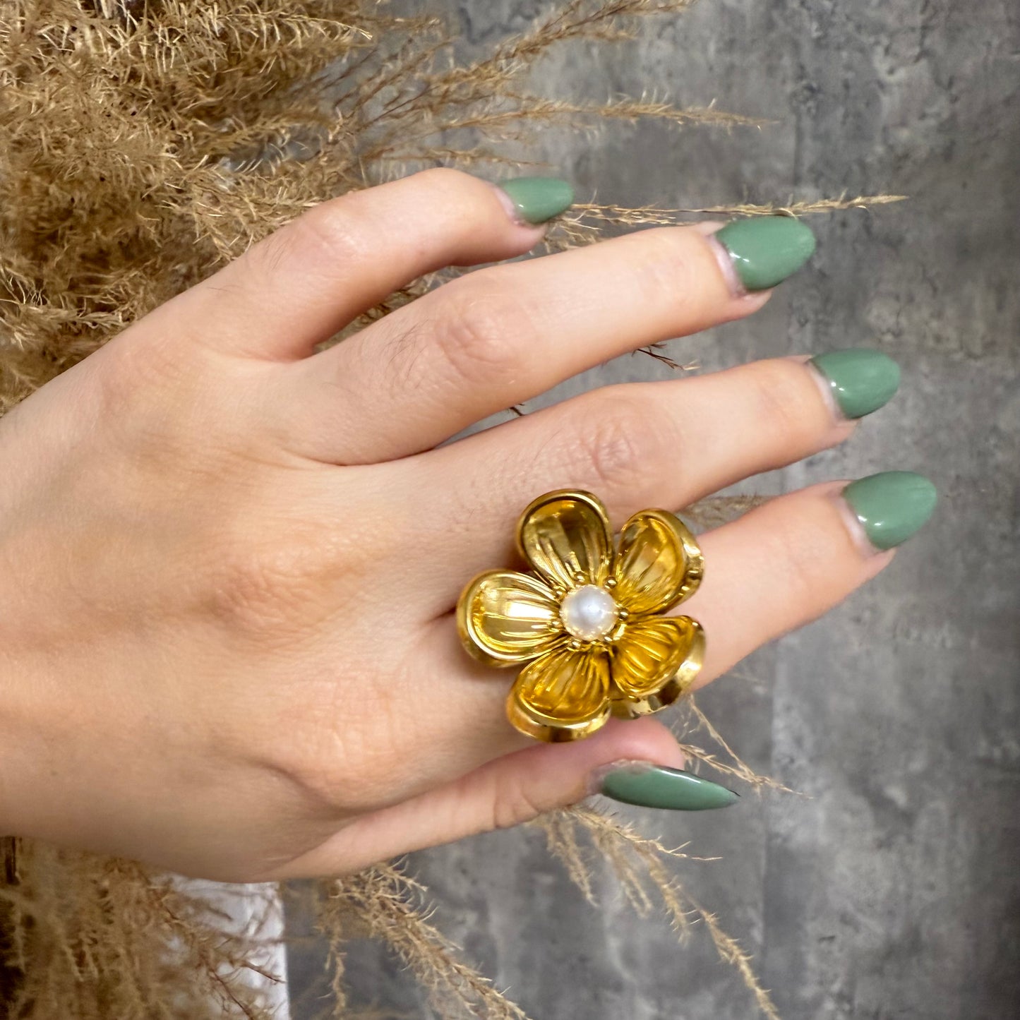 Daisy Ring
