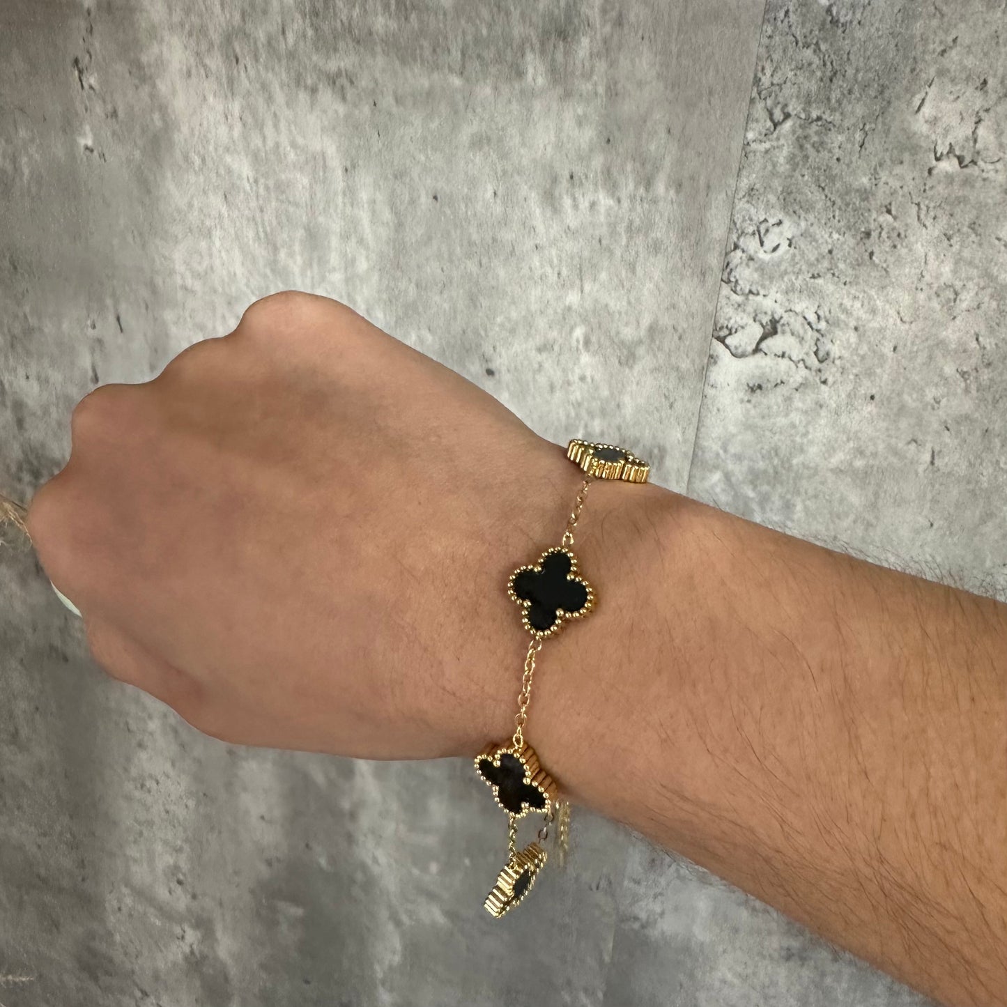 Clover Bracelet Gold (Black)