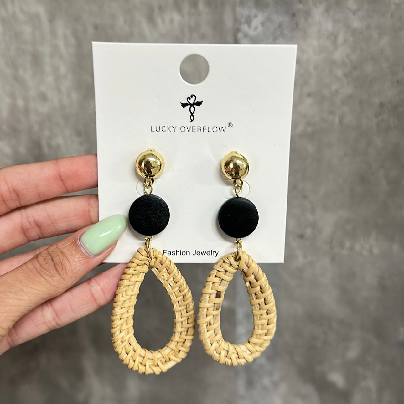 Fashion Black Earring