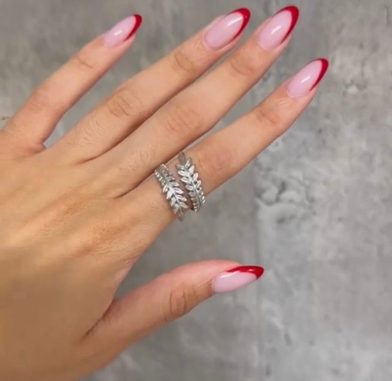 Laurel Ring Silver