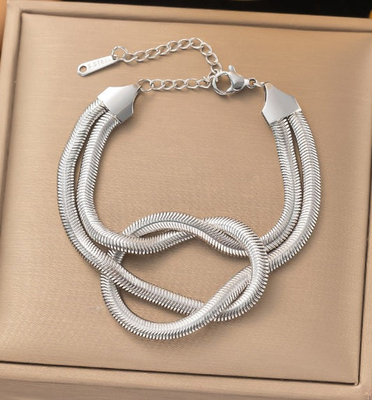 Knot Bracelet