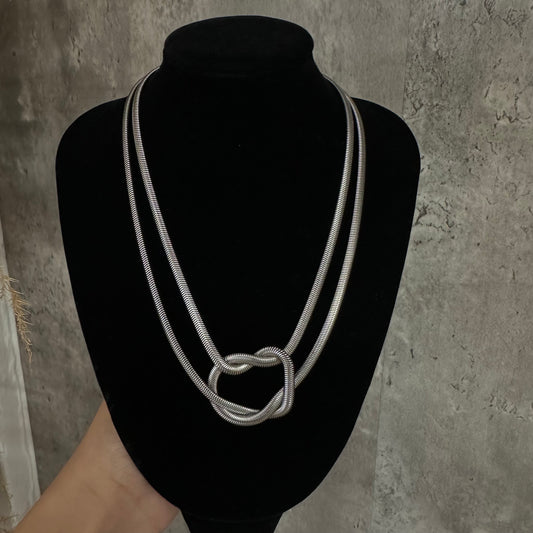 Knot Necklace