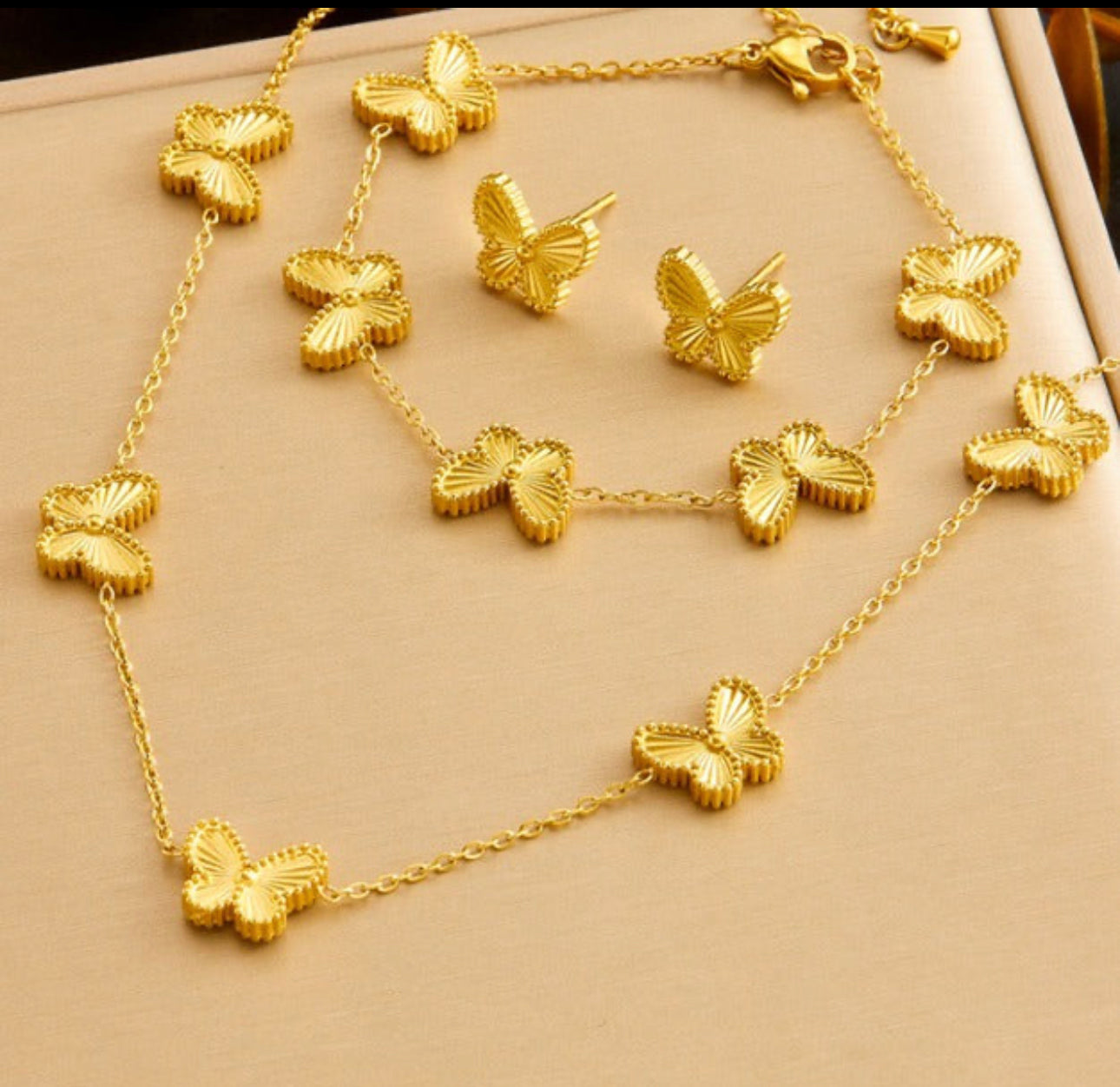 Butterfly Gold Set