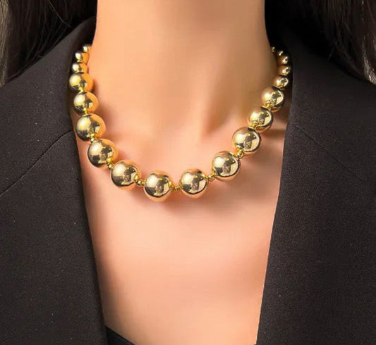 Gold Pearl Necklace