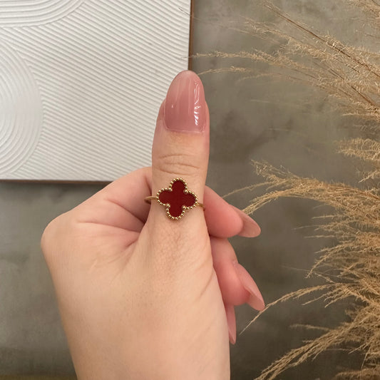 Clover Ring (Wine Red)