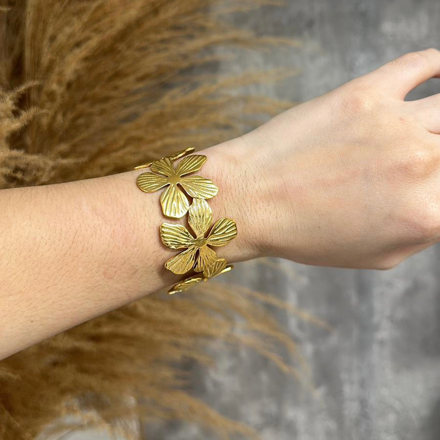 Floral Gold Bracelet