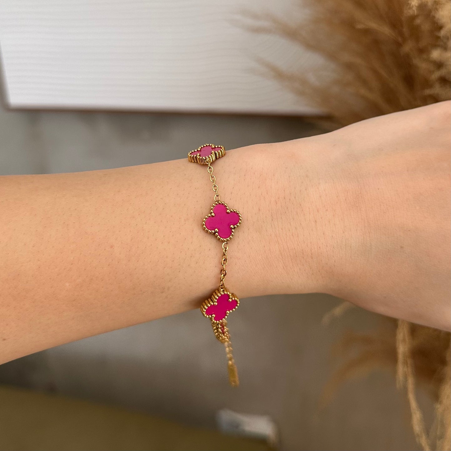 Clover Bracelet (Ruby Red)