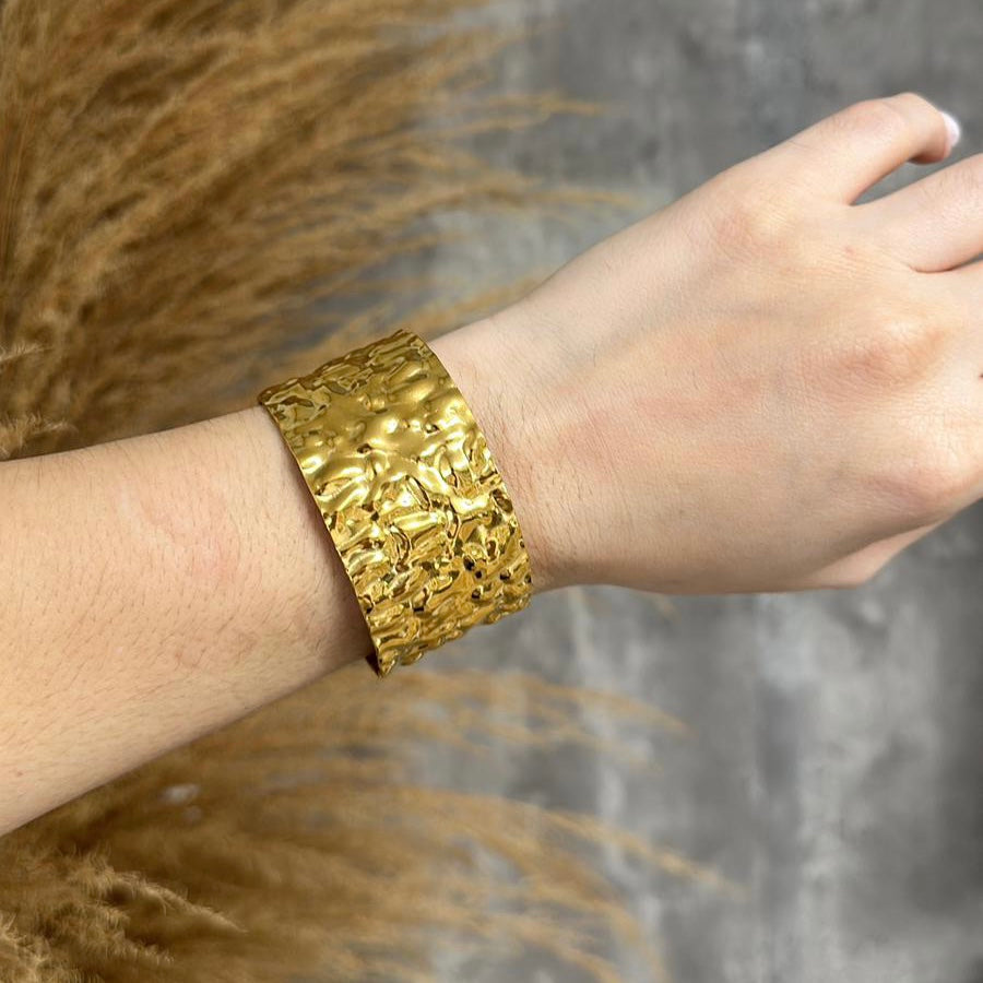 Gold Wrinkle Bracelet